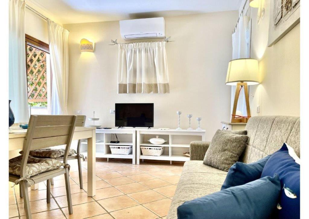 Le Residenze Sul Mare B6 Διαμέρισμα Porto Ottiolu Εξωτερικό φωτογραφία