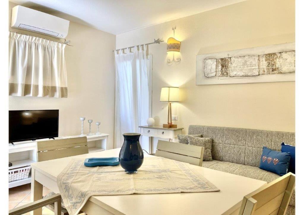 Le Residenze Sul Mare B6 Διαμέρισμα Porto Ottiolu Εξωτερικό φωτογραφία